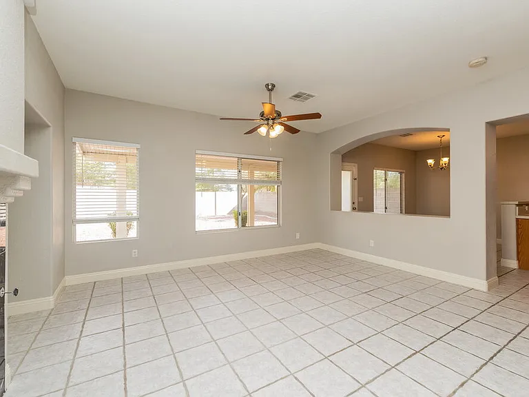 5044 Drifting Creek Ave — Photo 4