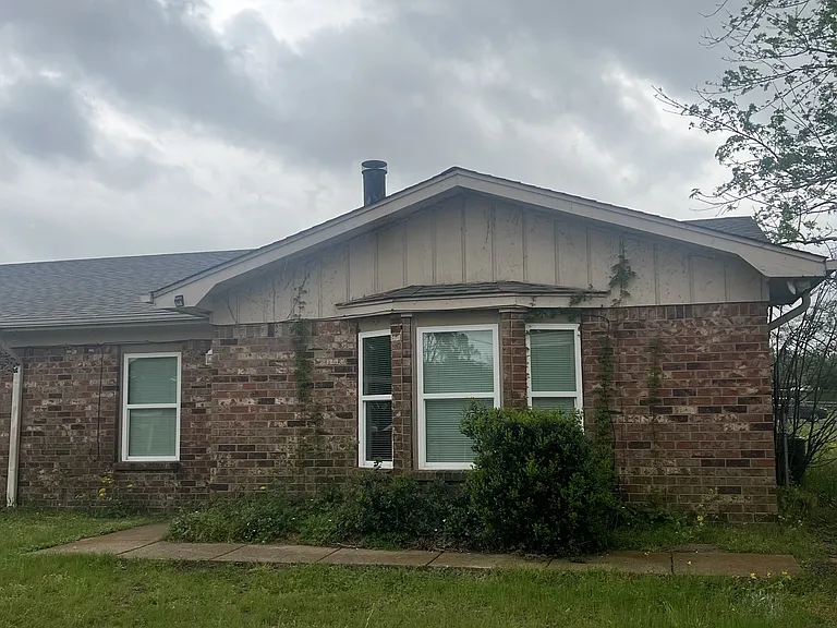 14477 Dawn Ln — Photo 1