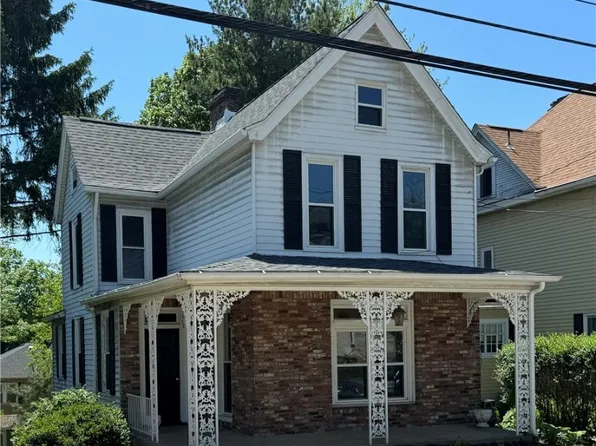 712 Pennsylvania Ave, Irwin, PA 15642