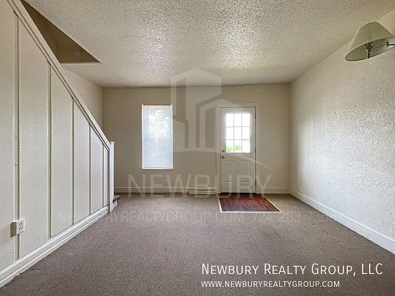 37 Hickory St — Photo 16