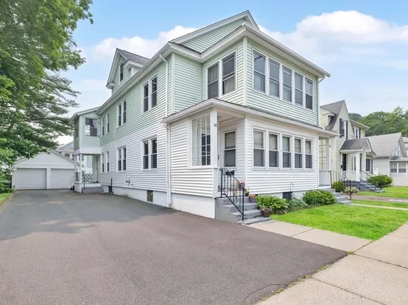 58-60 Elmwood Ave, Holyoke, MA 01040