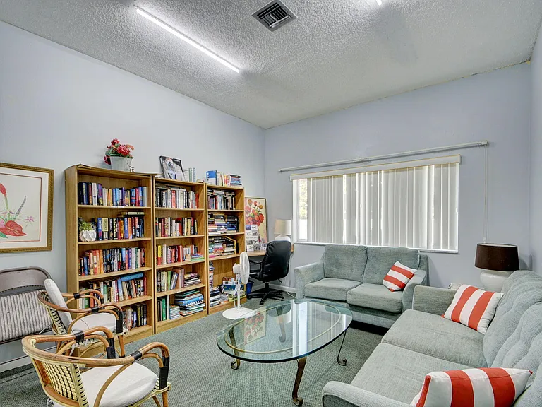 200 Waterway Dr S #104 — Photo 38