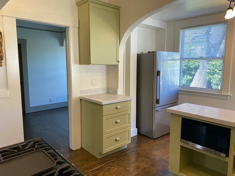 578 Broadway — Photo 9