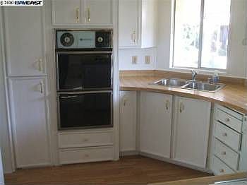 4th image of 113 Madrone Way