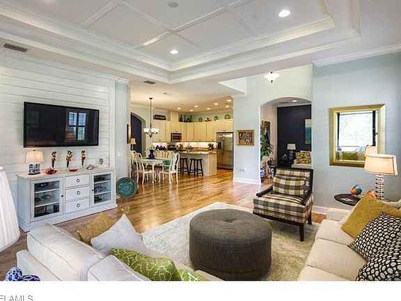 5th image of 9447 Isla Bella Cir