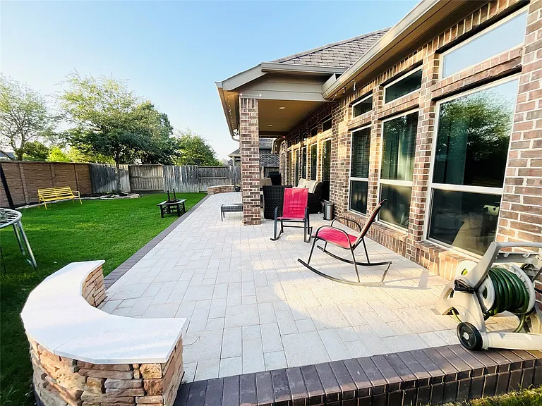 2507 Elmwood Trl — Photo 36