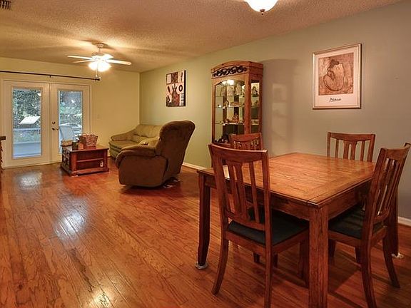 4th image of 626 Notre Dame Dr