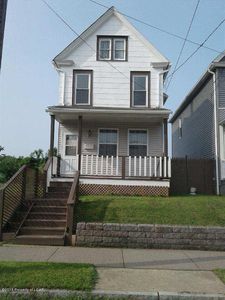 184 Division St, Hanover Township, PA, 18706