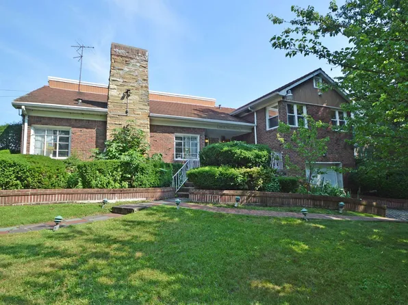 191-05 Nero Avenue image 1 of 24