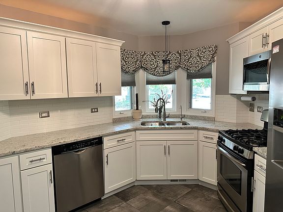3rd image of 17912 Lennan Brook Ln