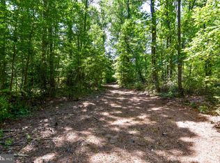 8125 Solley Rd, Pasadena, MD 21122