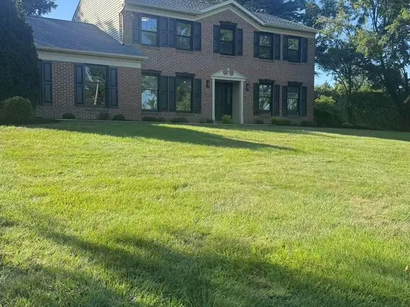 657 N Wales Rd, North Wales, PA 19454