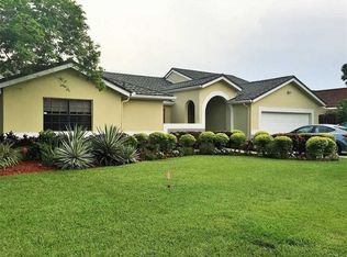 15580 SW 46th Ln, Miami, FL 33185