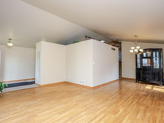 5th image of 2500 W 86th Ave