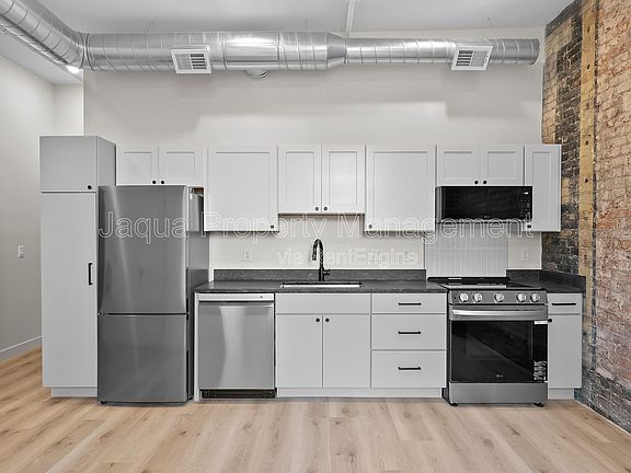 4th image of 266 E Michigan Ave #203