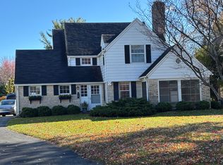 263 N Park Ave, Neenah, WI 54956