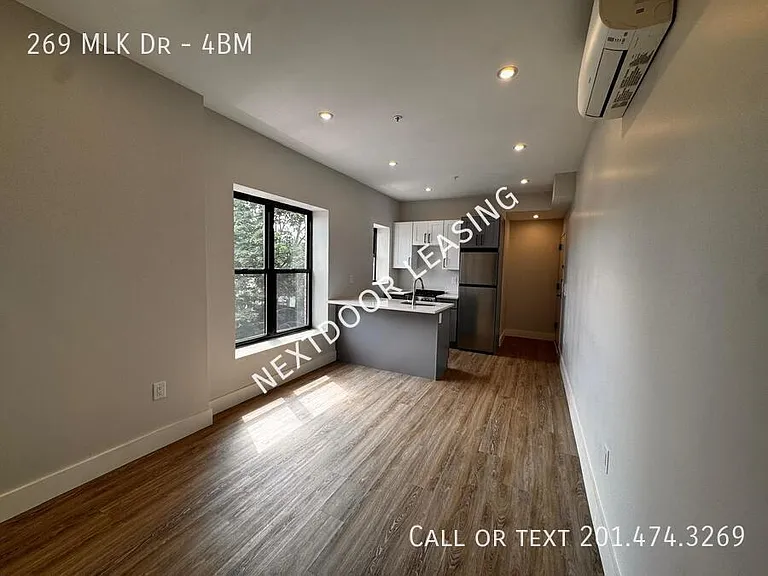 269 Martin Luther King Dr #4BM — Photo 3