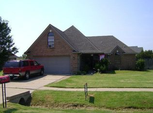 630 White Oak Dr, Marion, AR 72364