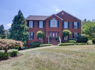 4910 Plantation Grove Ln, Roanoke, VA 24012