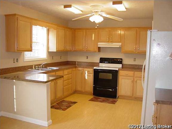 3rd image of 119 Iroquois Ct