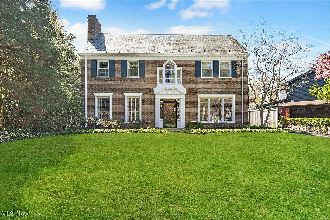 18904 Oxford Rd, Shaker Heights, OH 44122 | Zillow