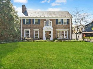 18904 Oxford Rd, Shaker Heights, OH 44122