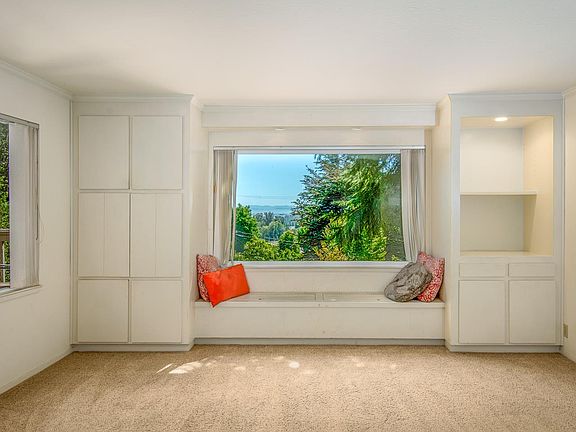 3rd image of 240 Enos Ln