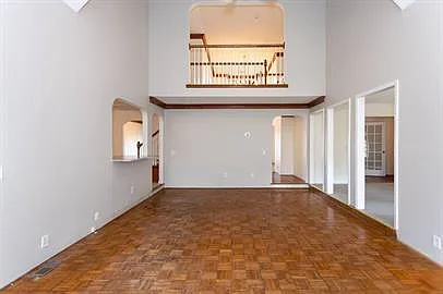 681 Marlborough Dr — Photo 23
