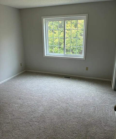 581 Mission Hills Dr — Photo 12