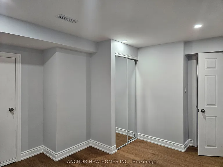 24 Fletcher Pl — Photo 7