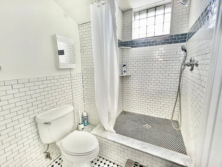 416 E Main St #305 — Photo 7