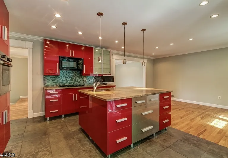62 Candlewood Dr — Photo 8