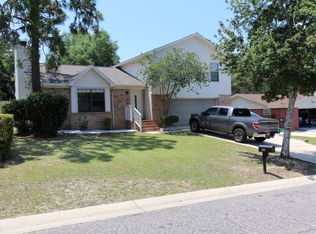 205 Southview Dr, Crestview, FL 32536