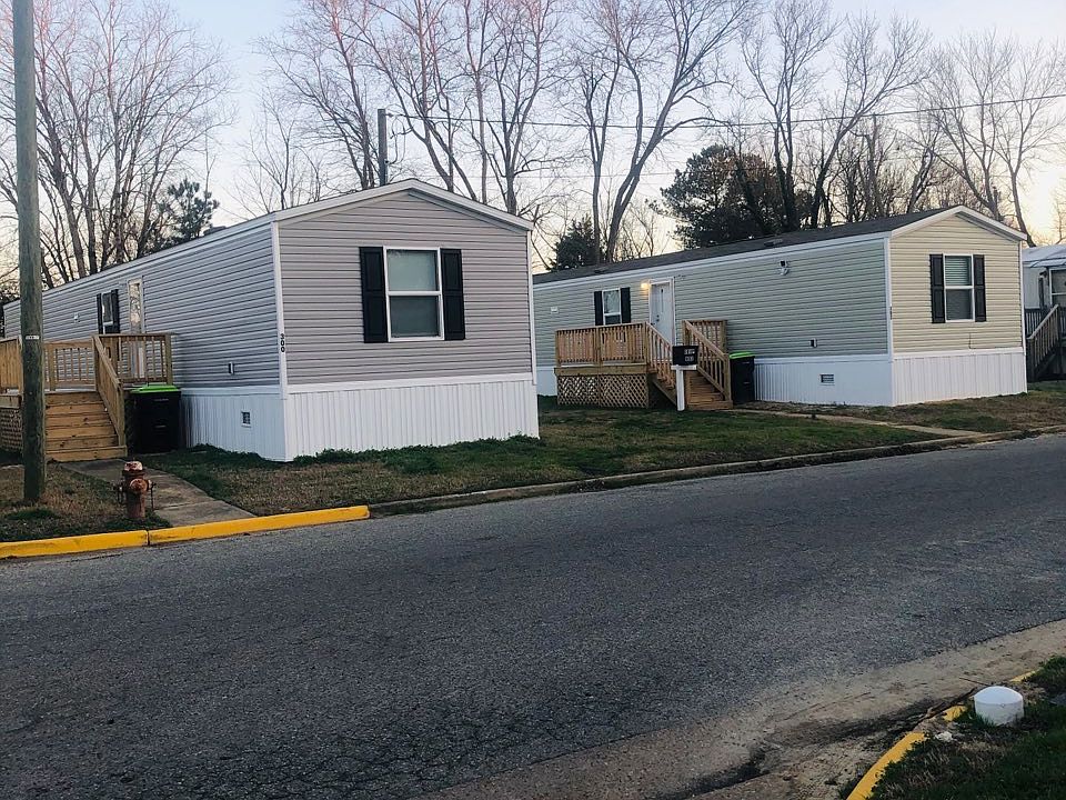 1st image of 208 Hogan Dr