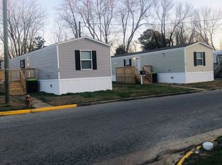 243 Hogan Dr, Newport News, VA 23606