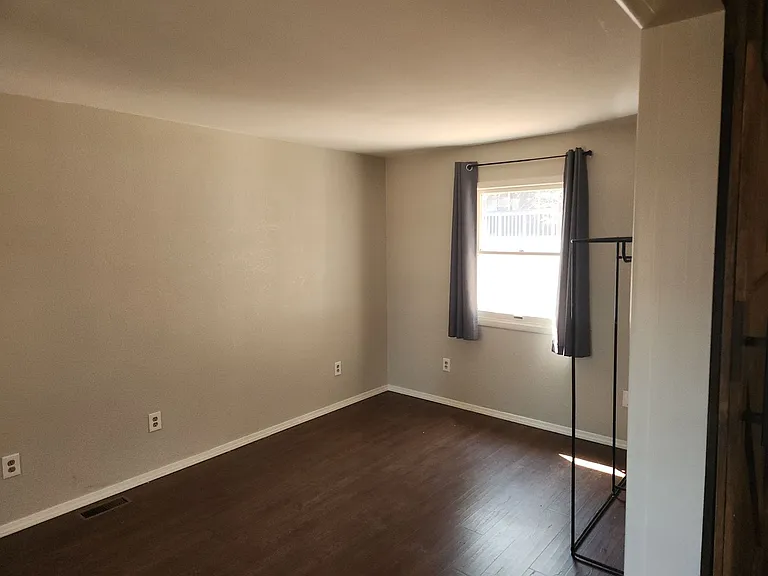 1311 N Matterhorn Rd — Photo 12