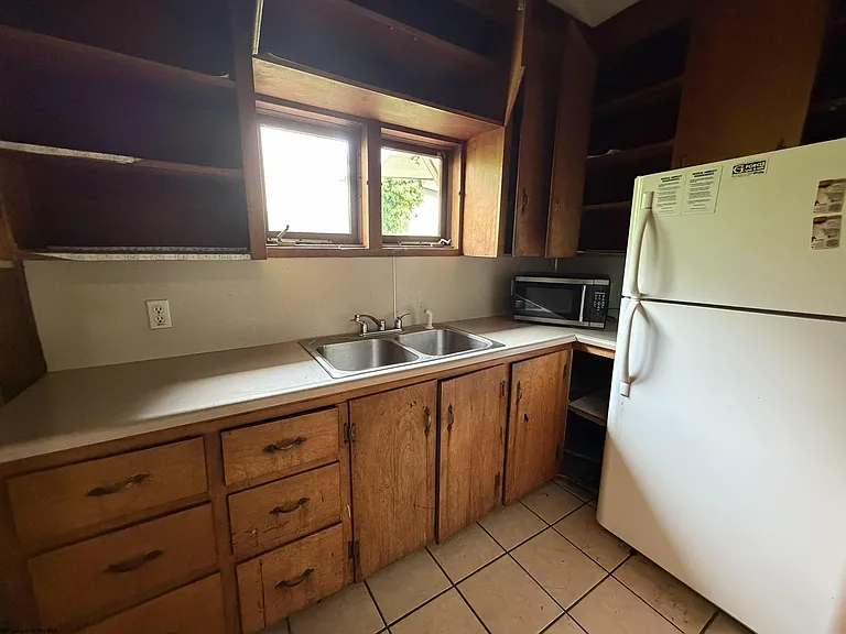 662 Spruce St — Photo 7