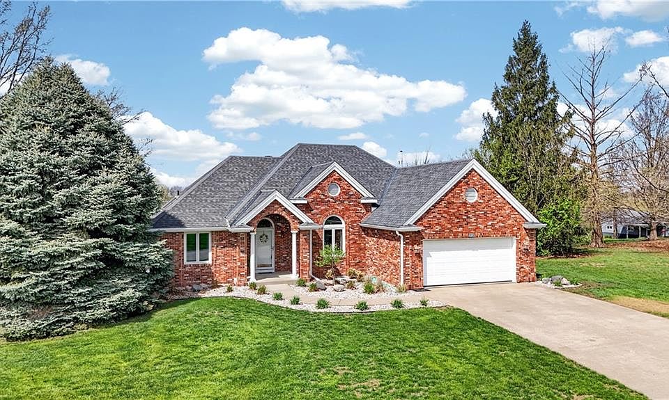 1st image of 1504 Hillcrest Ct
