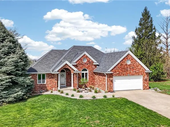 1504 Hillcrest Ct, Atchison, KS 66002