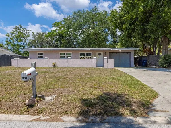 8599 Narcissus Ave, Seminole, FL 33777