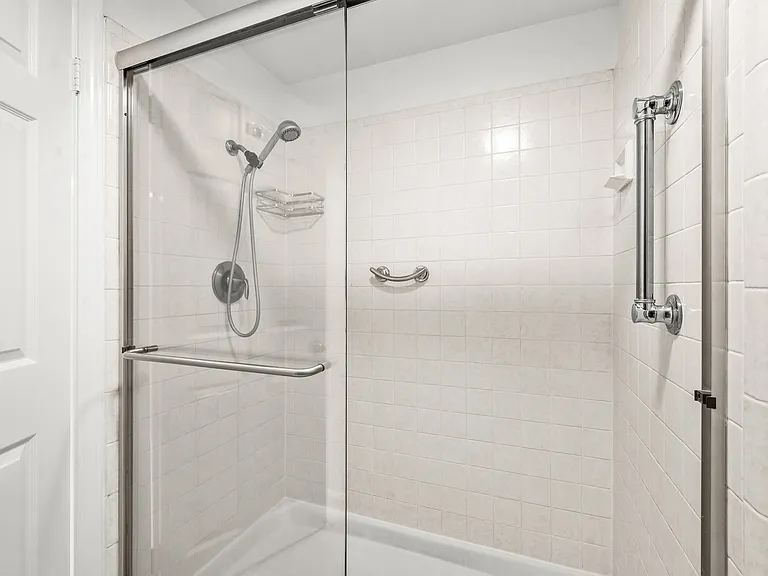 2700 E Panorama Dr #304 — Photo 18