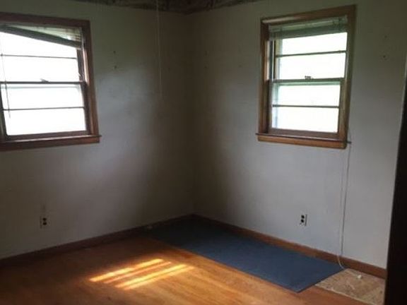 5th image of 108 Tulip Poplar St