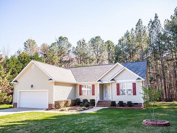2nd image of 1516 Bradsher Dr