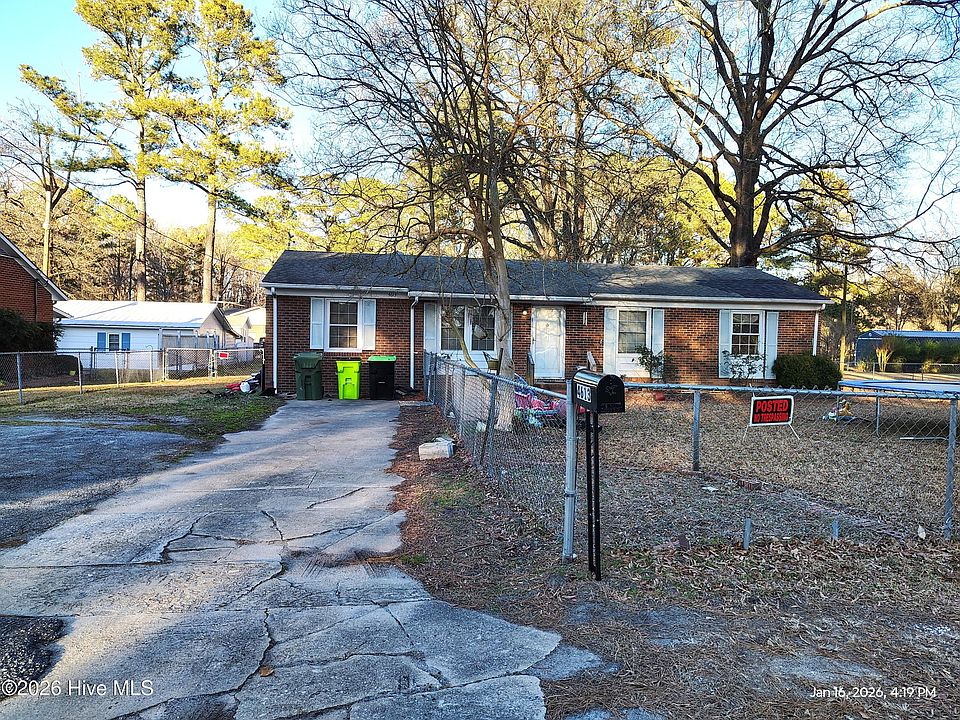 1st image of 4613 Washington Street