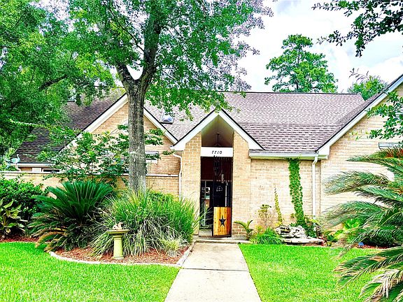 3rd image of 7710 Painton Ln