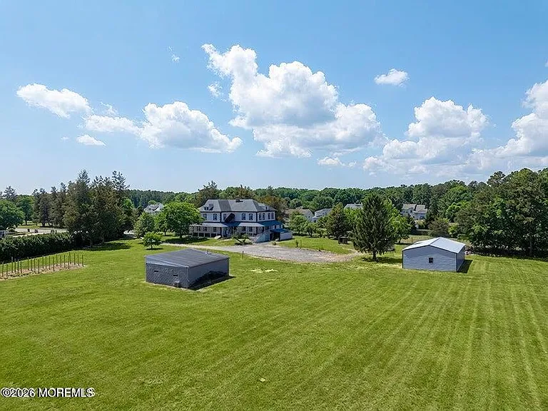 15 Hummingbird Way — Photo 48
