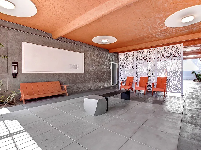 Yarmouth Apartments — Photo 5