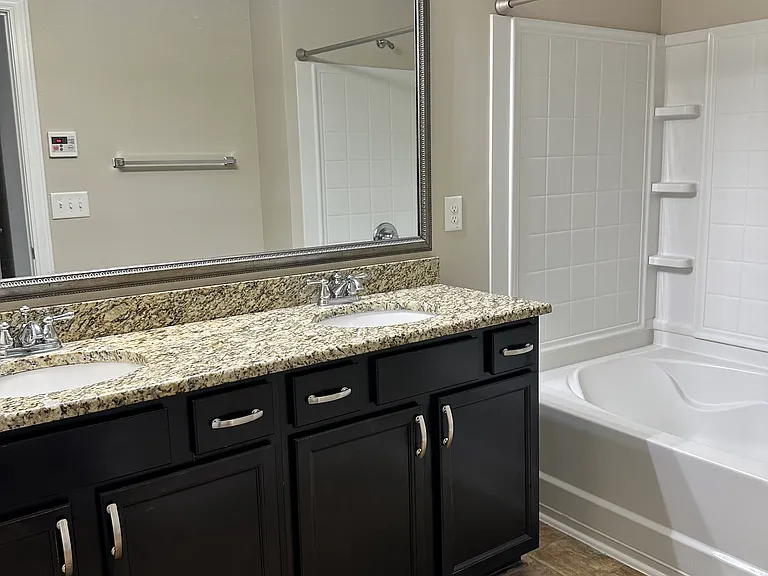 156 Top Forest Dr — Photo 3