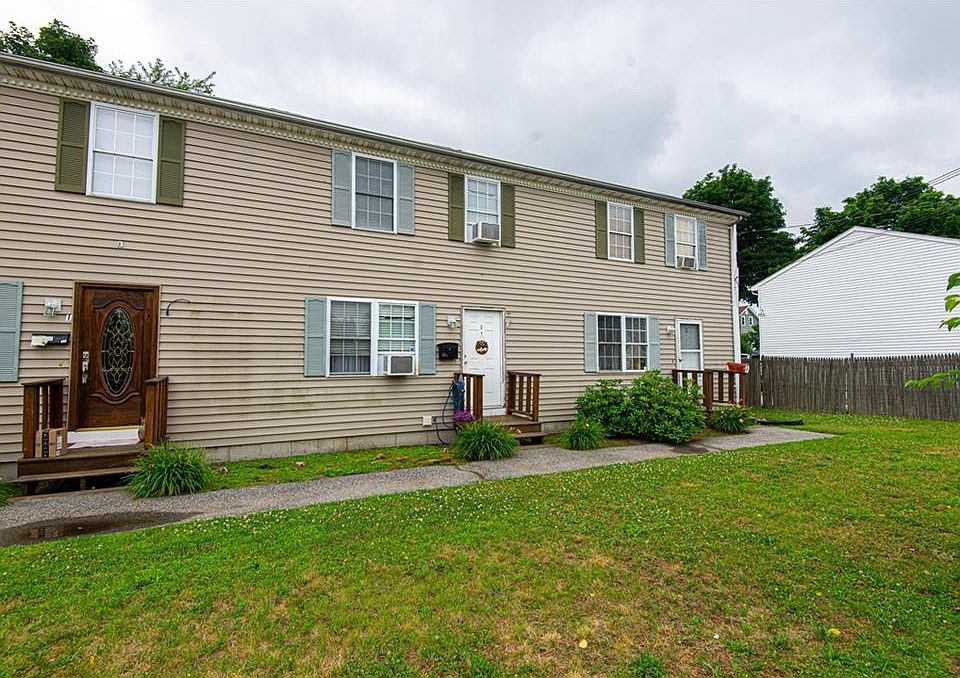 1st image of 32 Hillwood St #2