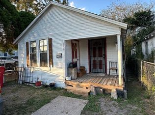 531 W Ave E, Robstown, TX 78380